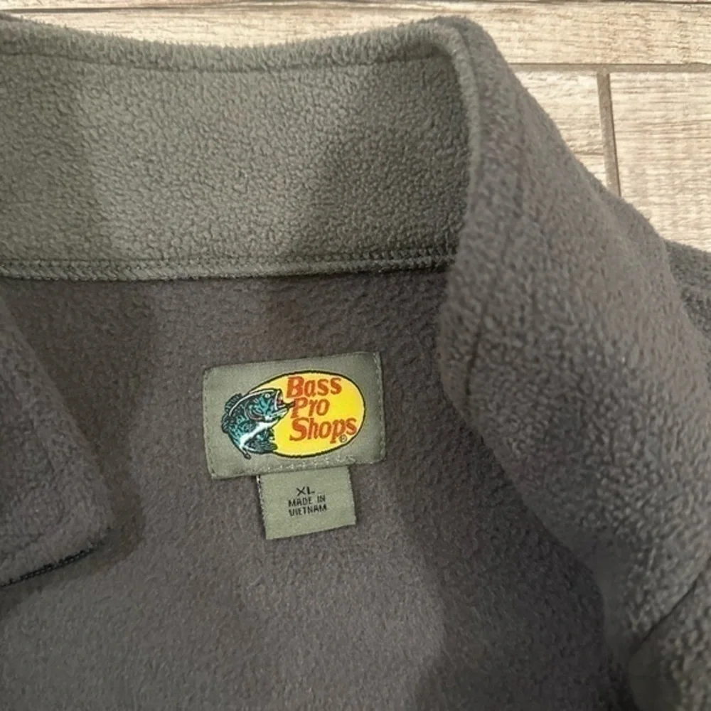 Bass Pro Shop Fleece Jacket
